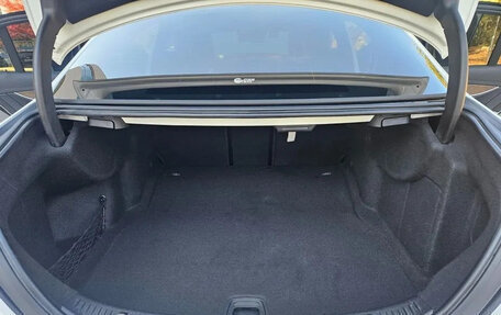 Mercedes-Benz E-Класс, 2021 год, 4 500 000 рублей, 17 фотография