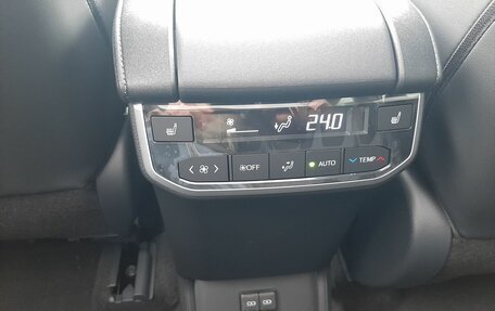 Toyota Highlander, 2025 год, 5 680 000 рублей, 15 фотография