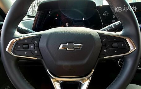 Chevrolet Trax, 2023 год, 1 599 080 рублей, 12 фотография