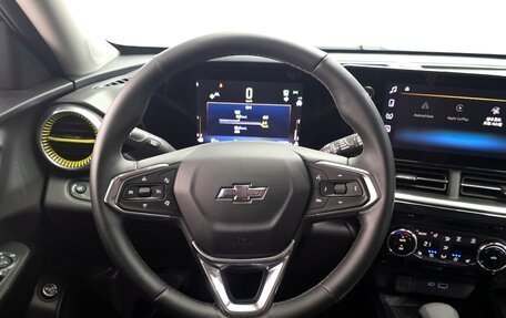 Chevrolet Trax, 2023 год, 1 620 000 рублей, 13 фотография