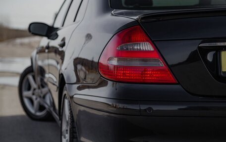 Mercedes-Benz E-Класс, 2003 год, 835 000 рублей, 6 фотография