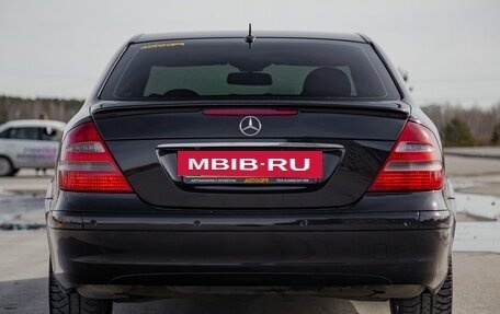 Mercedes-Benz E-Класс, 2003 год, 835 000 рублей, 5 фотография