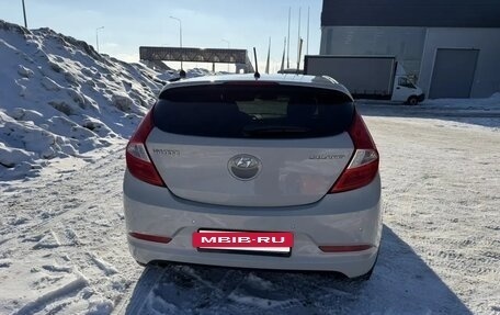 Hyundai Solaris II рестайлинг, 2014 год, 750 000 рублей, 7 фотография