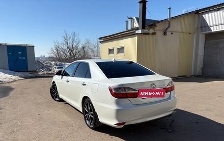 Toyota Camry, 2017 год, 2 350 000 рублей, 4 фотография