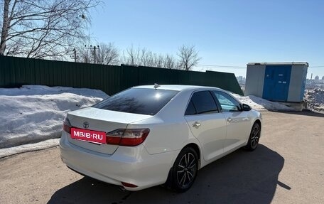 Toyota Camry, 2017 год, 2 350 000 рублей, 7 фотография