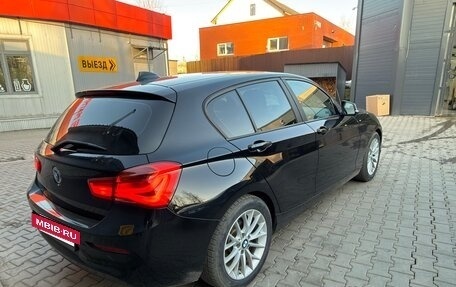 BMW 1 серия, 2018 год, 2 300 000 рублей, 3 фотография