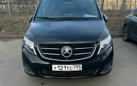 Mercedes-Benz V-Класс, 2018 год, 3 600 000 рублей, 1 фотография