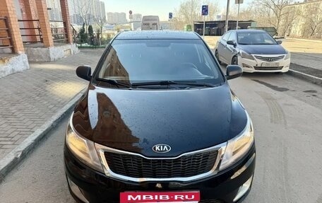 KIA Rio III рестайлинг, 2014 год, 845 000 рублей, 2 фотография