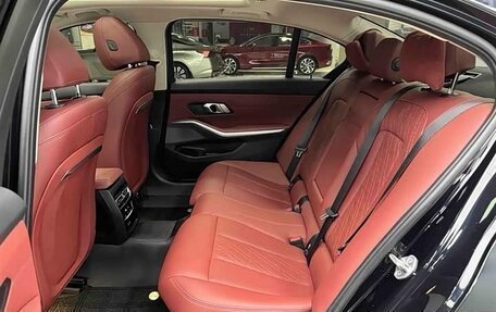 BMW 3 серия, 2023 год, 3 590 000 рублей, 9 фотография