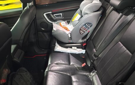 Land Rover Discovery Sport I рестайлинг, 2016 год, 2 200 000 рублей, 10 фотография