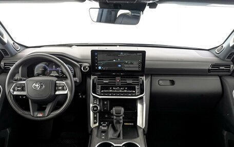 Toyota Land Cruiser, 2025 год, 16 300 000 рублей, 10 фотография