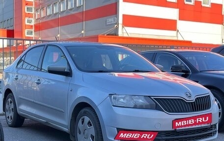 Skoda Rapid I, 2015 год, 820 000 рублей, 3 фотография