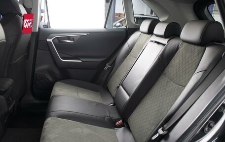 Toyota RAV4, 2025 год, 4 480 000 рублей, 10 фотография