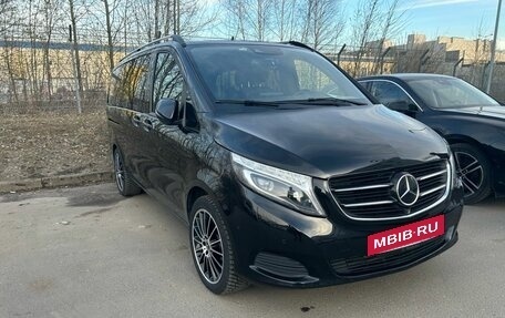 Mercedes-Benz V-Класс, 2018 год, 3 600 000 рублей, 6 фотография