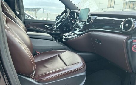 Mercedes-Benz V-Класс, 2018 год, 3 600 000 рублей, 27 фотография