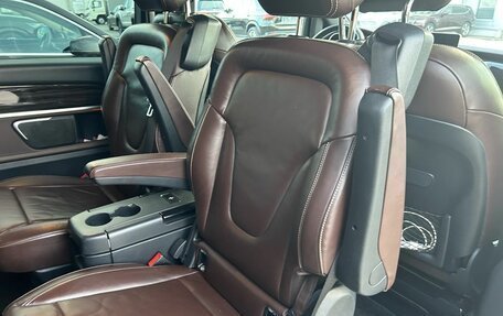 Mercedes-Benz V-Класс, 2018 год, 3 600 000 рублей, 30 фотография