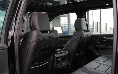 Rambler 1500, 2025 год, 10 000 000 рублей, 34 фотография
