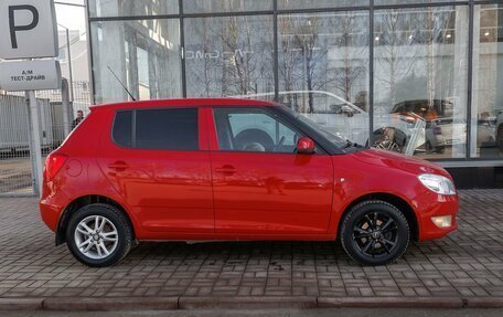 Skoda Fabia II, 2011 год, 594 300 рублей, 4 фотография