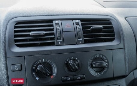 Skoda Fabia II, 2011 год, 594 300 рублей, 19 фотография