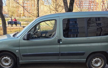 Peugeot Partner II рестайлинг 2, 2010 год, 300 000 рублей, 3 фотография