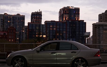 Mercedes-Benz C-Класс, 2003 год, 600 000 рублей, 2 фотография