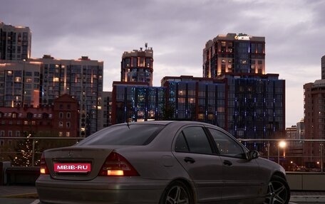 Mercedes-Benz C-Класс, 2003 год, 600 000 рублей, 5 фотография