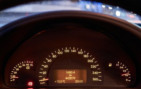 Mercedes-Benz C-Класс, 2003 год, 600 000 рублей, 17 фотография