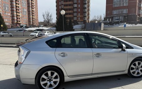 Toyota Prius, 2010 год, 995 000 рублей, 4 фотография