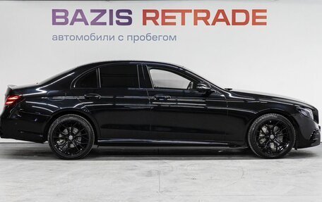 Mercedes-Benz E-Класс, 2019 год, 2 949 000 рублей, 4 фотография