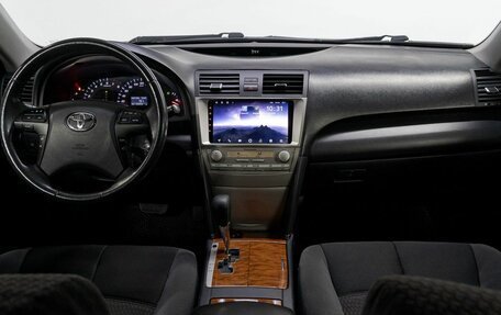 Toyota Camry, 2009 год, 1 400 000 рублей, 18 фотография