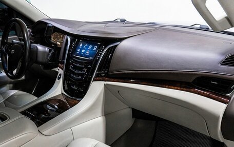 Cadillac Escalade IV, 2015 год, 3 999 000 рублей, 19 фотография