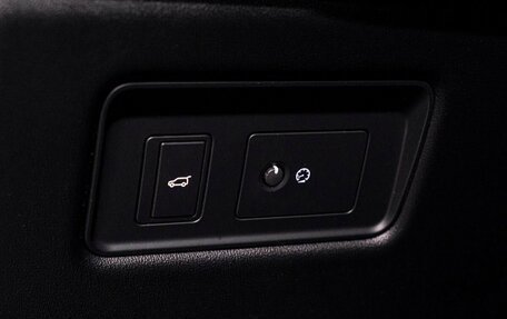 Land Rover Range Rover Sport II, 2018 год, 4 870 000 рублей, 24 фотография