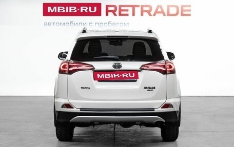 Toyota RAV4, 2018 год, 2 779 000 рублей, 7 фотография