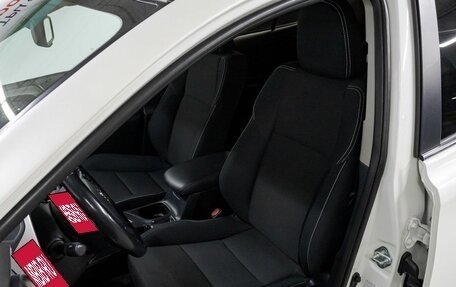 Toyota RAV4, 2018 год, 2 779 000 рублей, 14 фотография