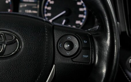 Toyota RAV4, 2018 год, 2 779 000 рублей, 21 фотография