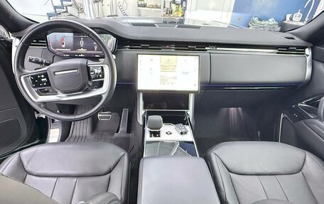 Land Rover Range Rover IV рестайлинг, 2023 год, 8 500 000 рублей, 20 фотография