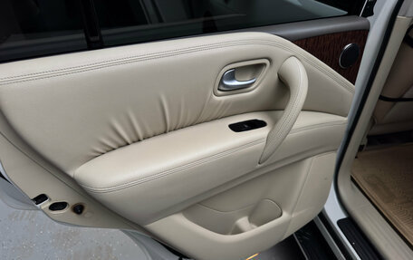 Nissan Patrol, 2012 год, 2 500 000 рублей, 24 фотография