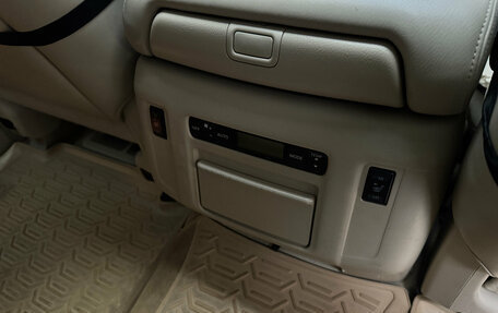 Nissan Patrol, 2012 год, 2 500 000 рублей, 29 фотография