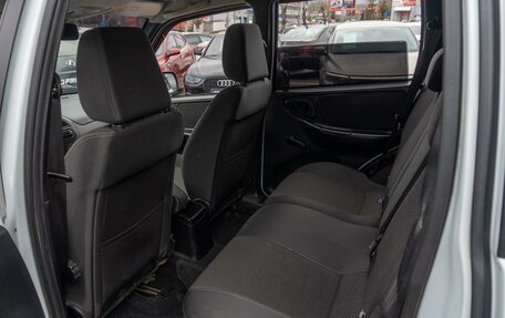 Chevrolet Niva I рестайлинг, 2018 год, 879 000 рублей, 11 фотография