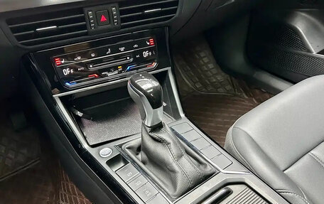 Volkswagen Passat B8 рестайлинг, 2022 год, 1 800 000 рублей, 14 фотография