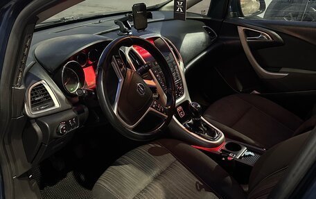 Opel Astra J, 2010 год, 750 000 рублей, 9 фотография