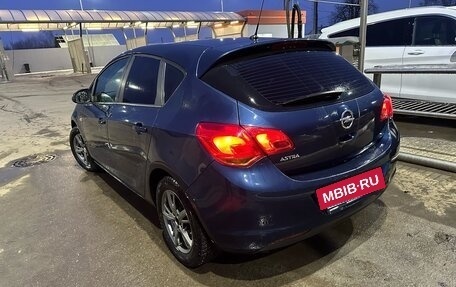 Opel Astra J, 2010 год, 750 000 рублей, 7 фотография