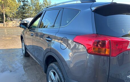 Toyota RAV4, 2014 год, 1 790 000 рублей, 4 фотография