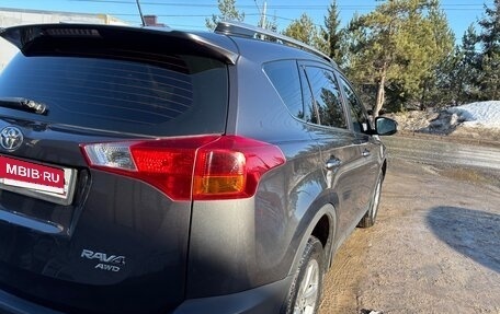 Toyota RAV4, 2014 год, 1 790 000 рублей, 6 фотография