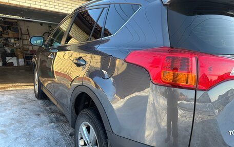 Toyota RAV4, 2014 год, 1 790 000 рублей, 7 фотография