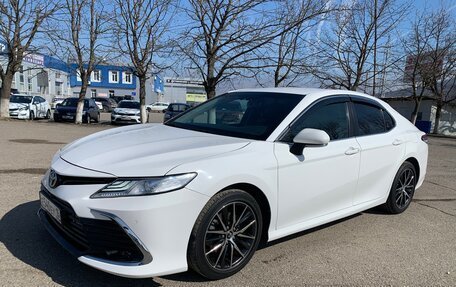 Toyota Camry, 2018 год, 2 300 000 рублей, 6 фотография