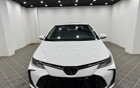 Toyota Corolla, 2022 год, 1 420 000 рублей, 2 фотография