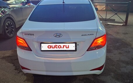 Hyundai Solaris II рестайлинг, 2015 год, 1 150 000 рублей, 4 фотография