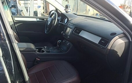 Volkswagen Touareg III, 2012 год, 1 350 000 рублей, 7 фотография