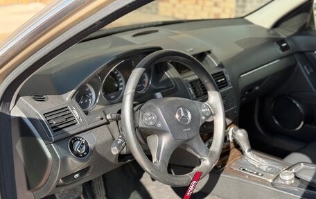 Mercedes-Benz C-Класс, 2009 год, 900 000 рублей, 7 фотография